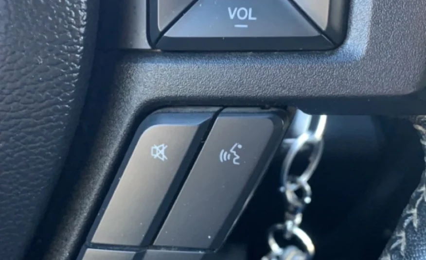 2019﻿ ﻿Ford﻿ ﻿F-150﻿ ﻿XLT