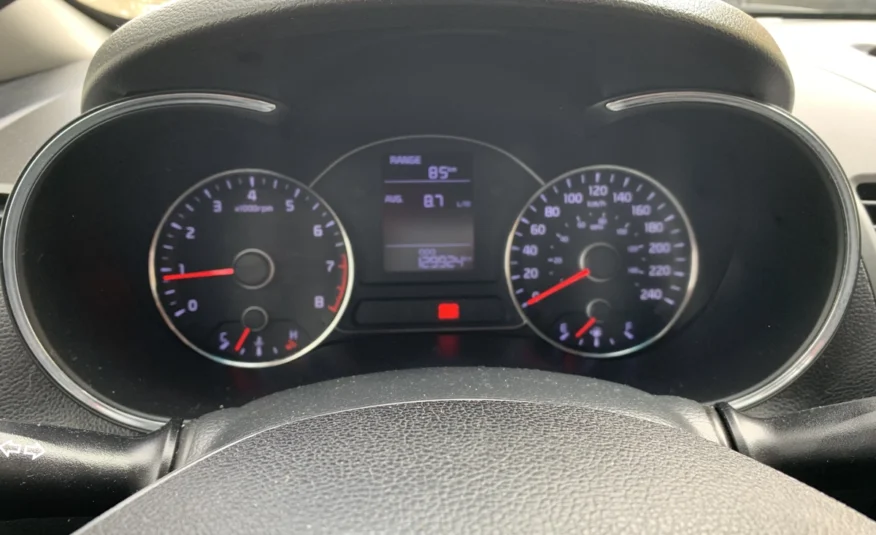 2016﻿ ﻿KIA﻿ ﻿Forte﻿ ﻿LX