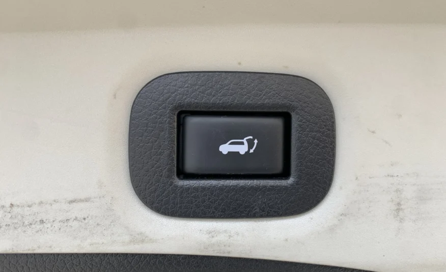 2018﻿ ﻿Nissan﻿ ﻿Rogue﻿ ﻿SL