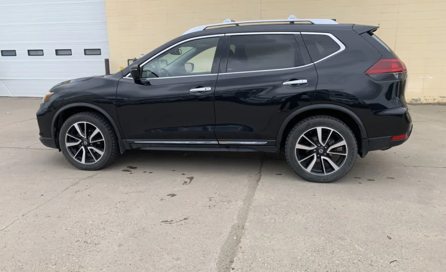 2018﻿ ﻿Nissan﻿ ﻿Rogue﻿ ﻿SL