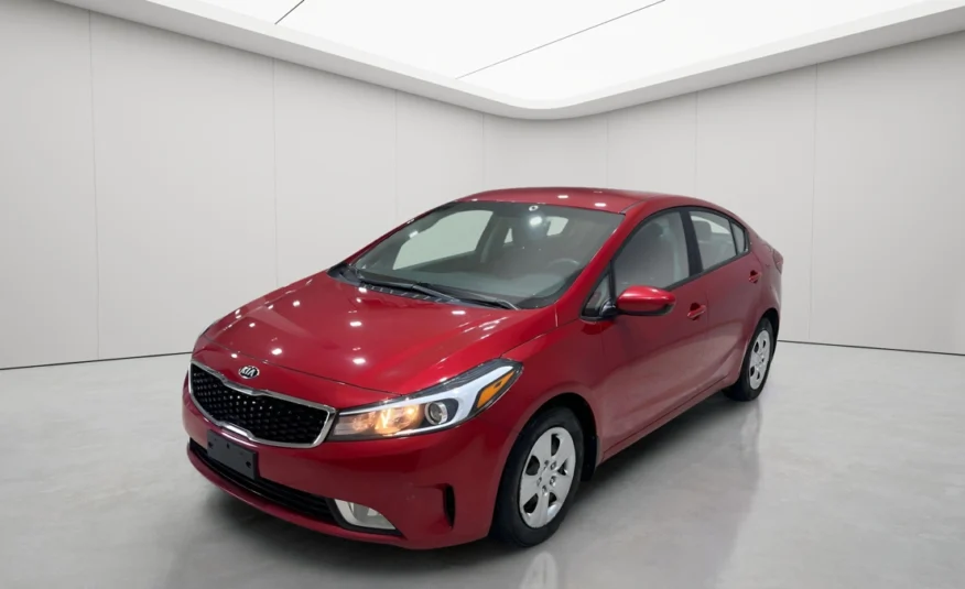 2017﻿ ﻿KIA﻿ ﻿Forte﻿ ﻿LX +