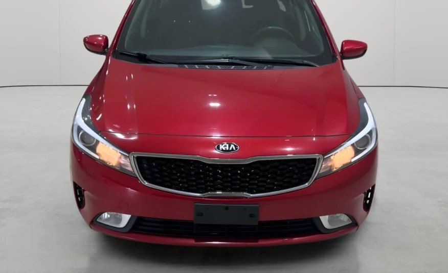 2017﻿ ﻿KIA﻿ ﻿Forte﻿ ﻿LX +