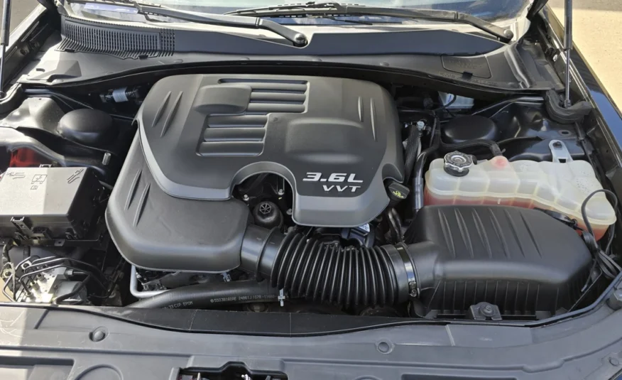 2018﻿ ﻿Chrysler﻿ ﻿300﻿ ﻿S