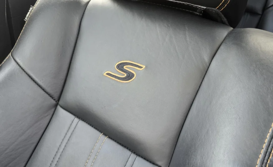 2018﻿ ﻿Chrysler﻿ ﻿300﻿ ﻿S