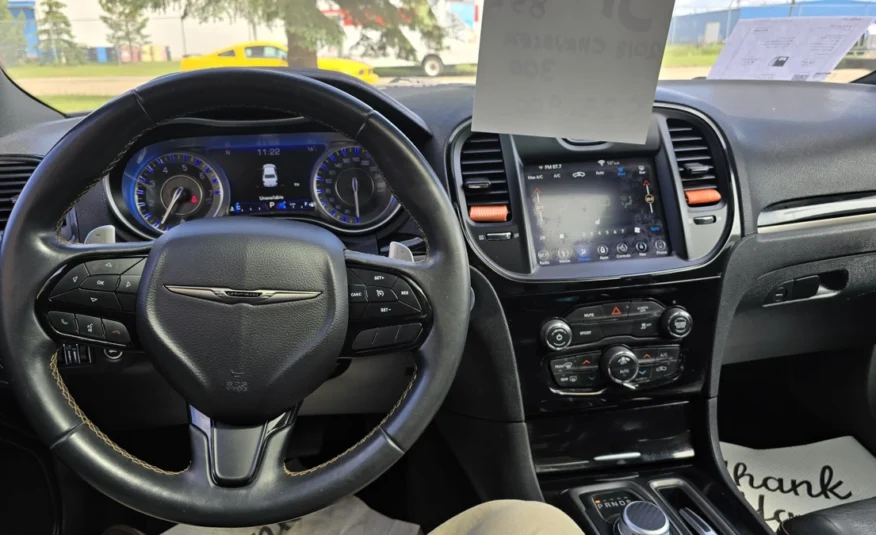 2018﻿ ﻿Chrysler﻿ ﻿300﻿ ﻿S