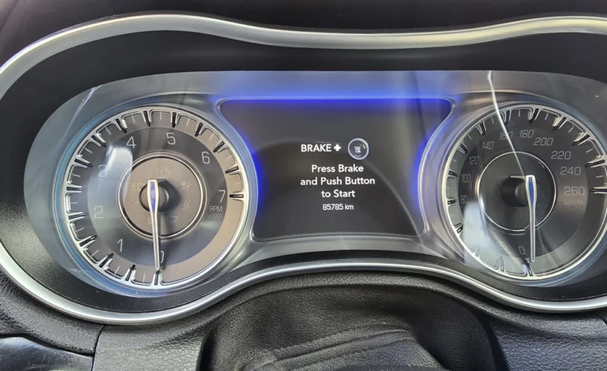 2018﻿ ﻿Chrysler﻿ ﻿300﻿ ﻿S