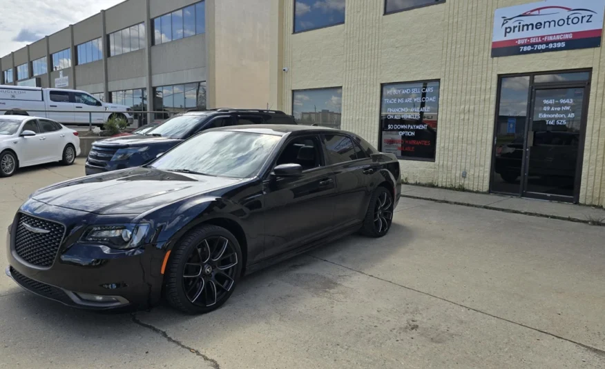 2018﻿ ﻿Chrysler﻿ ﻿300﻿ ﻿S