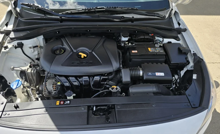 2019﻿ ﻿Hyundai﻿ ﻿Elantra GT﻿ ﻿Base