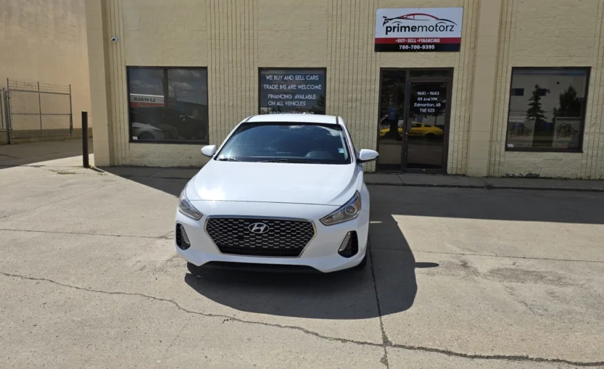 2019﻿ ﻿Hyundai﻿ ﻿Elantra GT﻿ ﻿Base