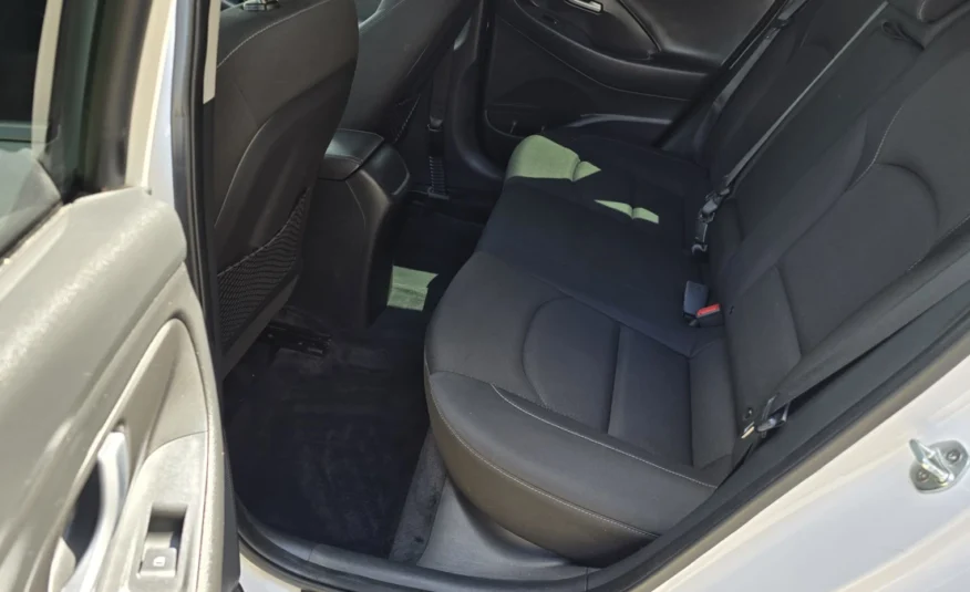2019﻿ ﻿Hyundai﻿ ﻿Elantra GT﻿ ﻿Base
