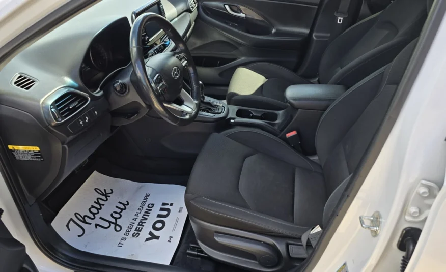 2019﻿ ﻿Hyundai﻿ ﻿Elantra GT﻿ ﻿Base