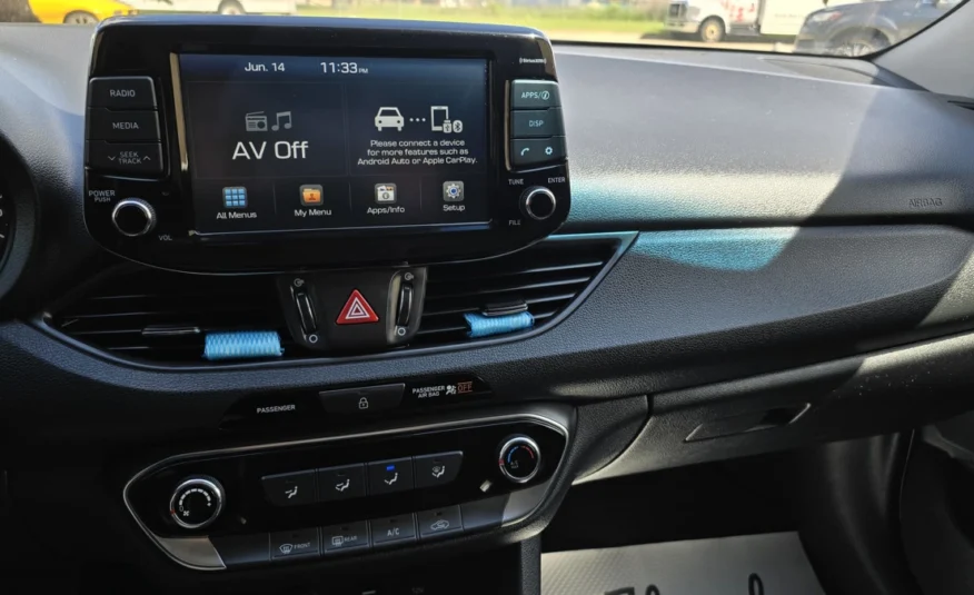 2019﻿ ﻿Hyundai﻿ ﻿Elantra GT﻿ ﻿Base