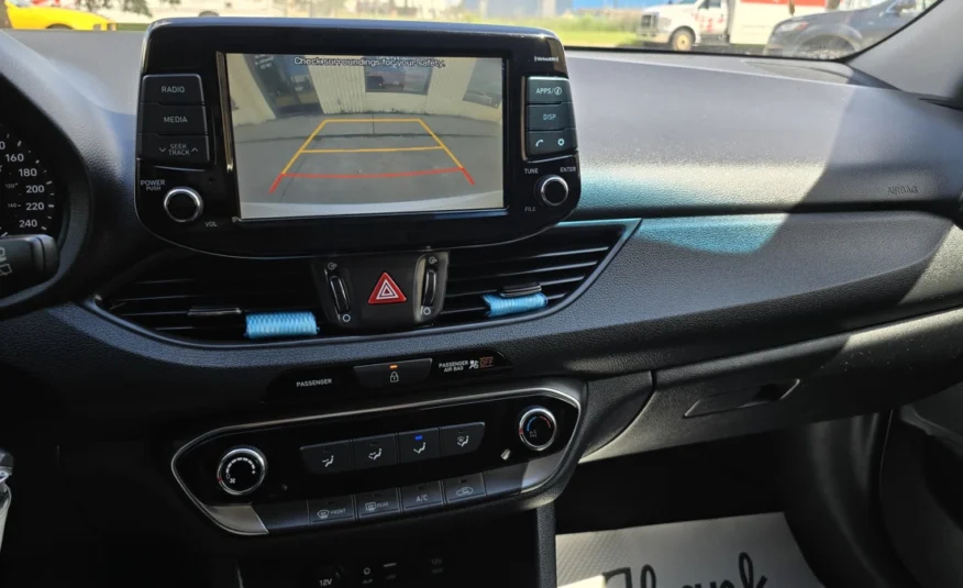 2019﻿ ﻿Hyundai﻿ ﻿Elantra GT﻿ ﻿Base