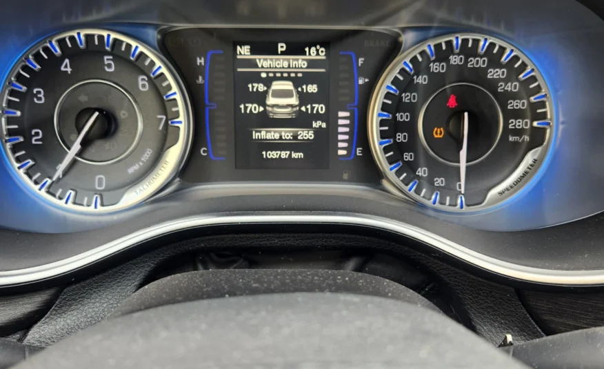 2015﻿ ﻿Chrysler﻿ ﻿200﻿ ﻿Limited