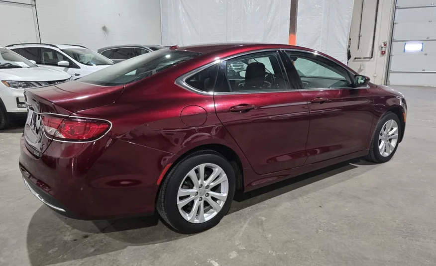 2015﻿ ﻿Chrysler﻿ ﻿200﻿ ﻿Limited