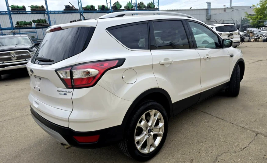 2017﻿ ﻿Ford﻿ ﻿Escape﻿ ﻿Titanium