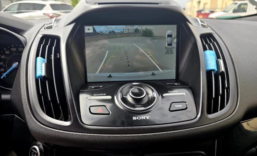 2017﻿ ﻿Ford﻿ ﻿Escape﻿ ﻿Titanium