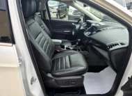 2017﻿ ﻿Ford﻿ ﻿Escape﻿ ﻿Titanium
