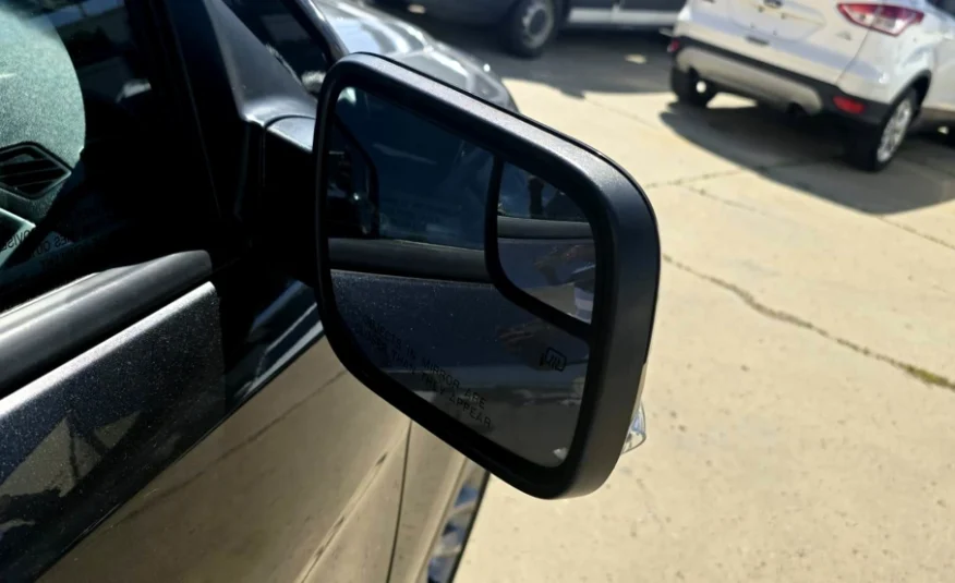 2015﻿ ﻿Ford﻿ ﻿Explorer﻿ ﻿XLT