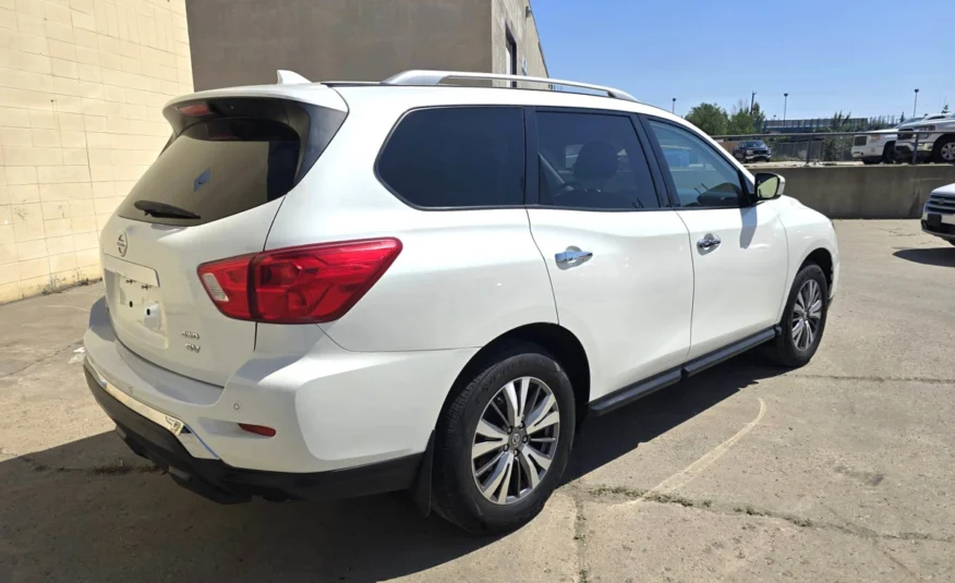 2020﻿ ﻿Nissan﻿ ﻿Pathfinder﻿ ﻿SV