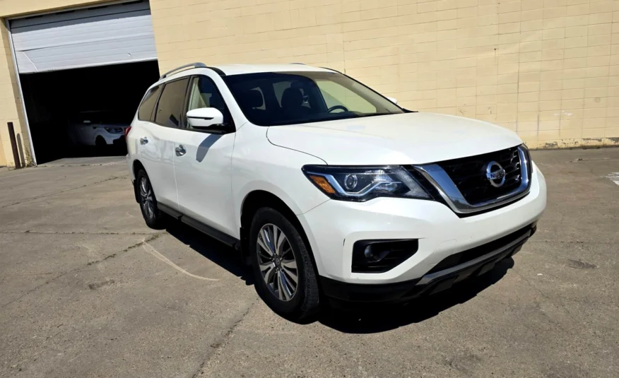 2020﻿ ﻿Nissan﻿ ﻿Pathfinder﻿ ﻿SV