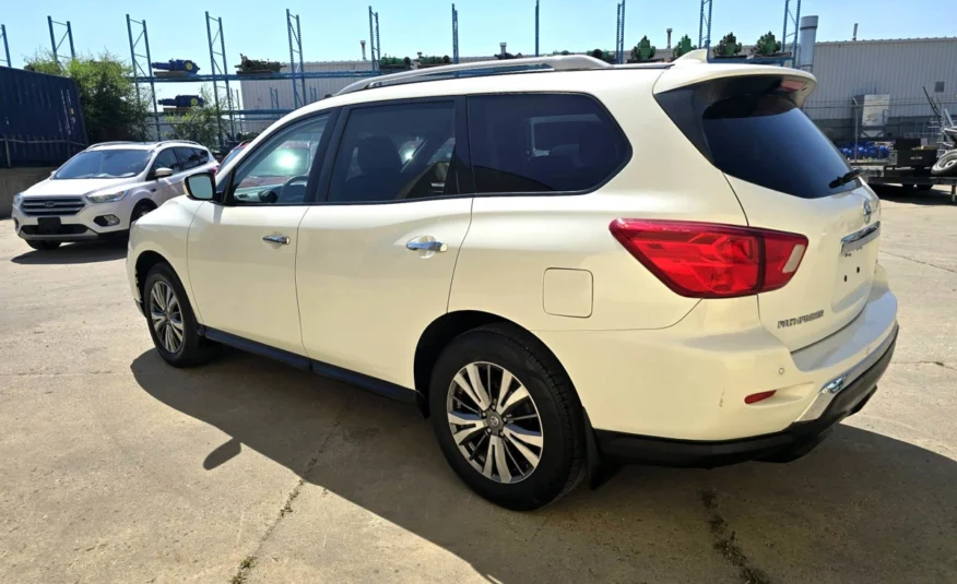 2020﻿ ﻿Nissan﻿ ﻿Pathfinder﻿ ﻿SV