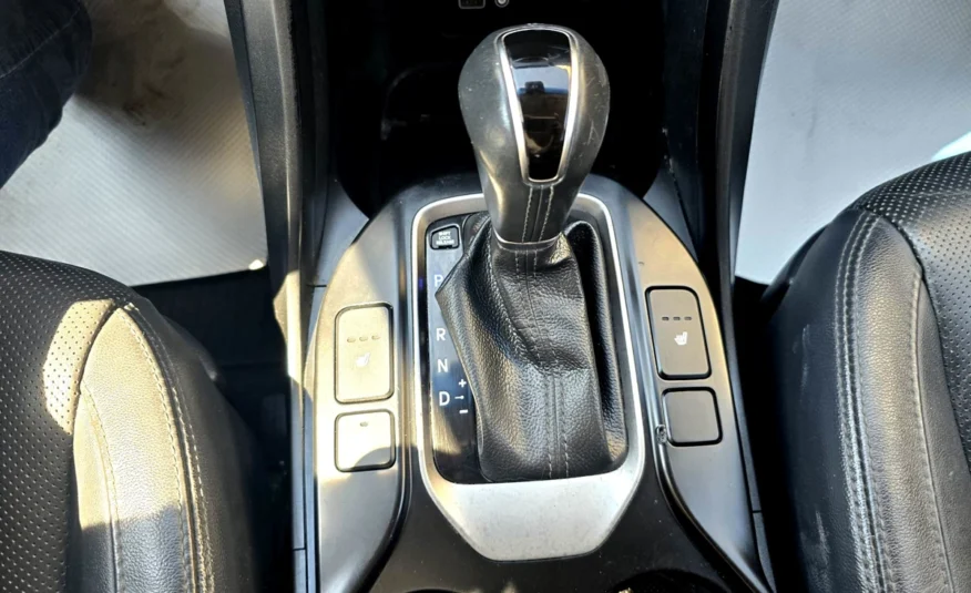 2018﻿ ﻿Hyundai﻿ ﻿Santa Fe﻿ ﻿Limited Sport Ultimate