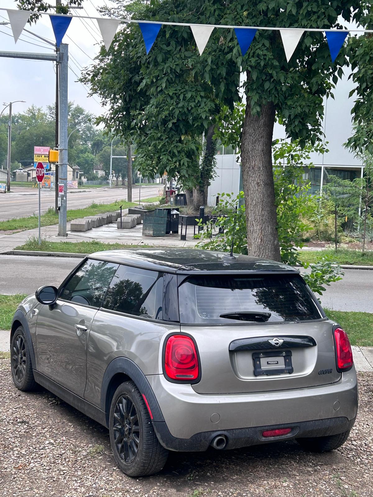 2016 MINI COOPER hatchback