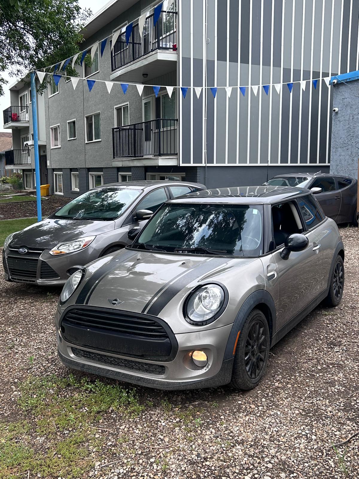 2016 MINI COOPER hatchback
