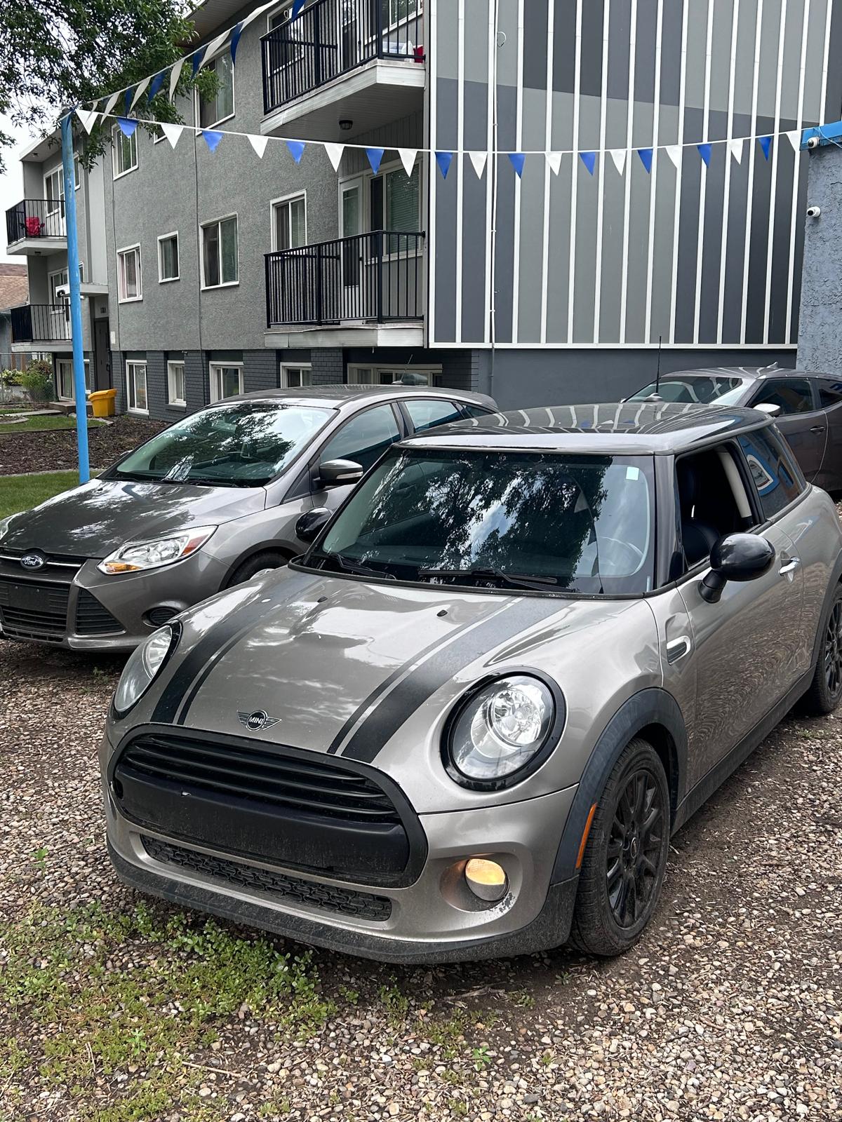 2016 MINI COOPER hatchback