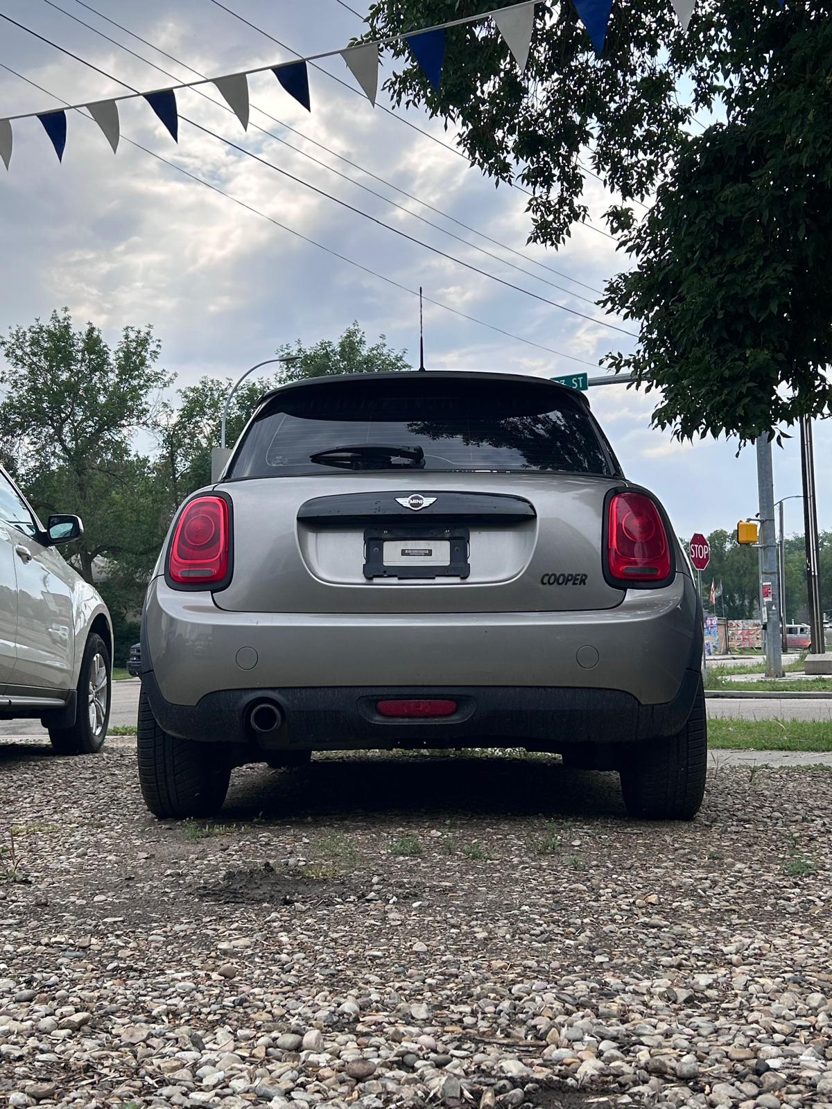 2016 MINI COOPER hatchback